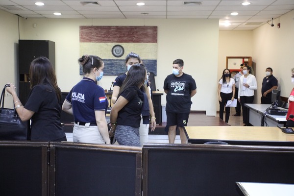 “No representan al estudiantado normal”, dicen alumnos de Derecho sobre compañeros narco