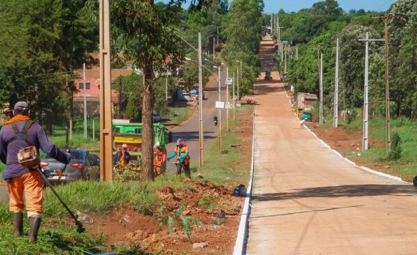 Inaugura duplicación de la avenida Julio César Riquelme