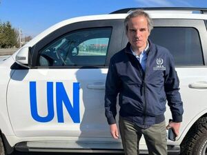 El jefe de la agencia atómica de la ONU visita Ucrania