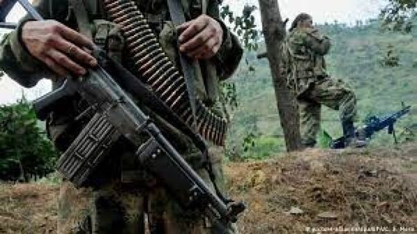 Militares abaten a once rebeldes ex FARC en frontera de Colombia con Perú