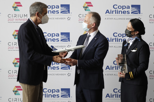 Copa Airlines recibe premio como la aerolínea más puntual de Latinoamérica - MarketData