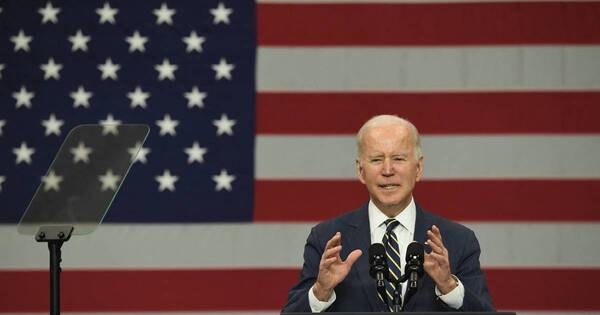 La Nación / Actos de terror racial: Biden firma una ley para convertir el linchamiento en crimen de odio