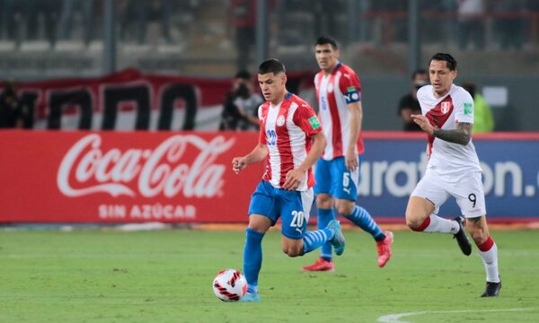 Albirroja cierra una amarga eliminatoria con otra derrota | Telefuturo