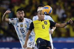 Ecuador y Argentina firman un 1-1 en última fecha de la clasificatoria sudamericana - Fútbol - ABC Color