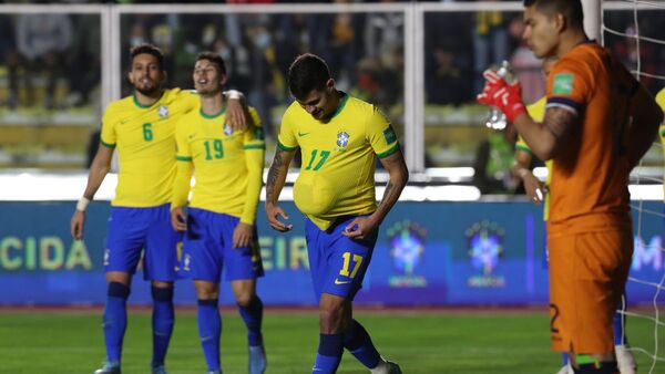Brasil finaliza invicto goleando a Bolivia en La Paz