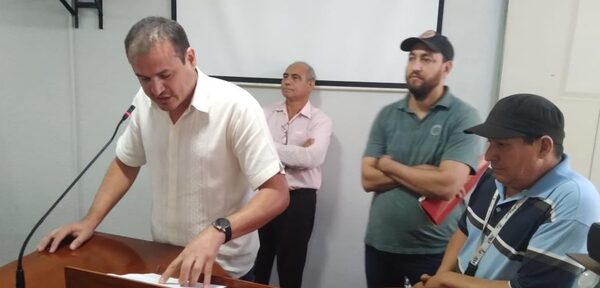 Gobernador de Alto Paraná se encapricha con galletitas y no da respuesta a bananeros