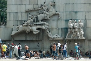 El mayor mercado de drogas de Brasil se dispersa entre la miseria - MarketData
