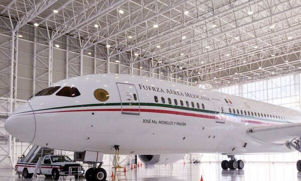 Presidente de México busca rentar avión presidencial para bodas y fiestas - Mundo - ABC Color