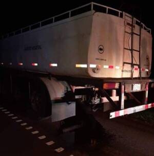 Crónica / Roban camión que transportaba aceite vegetal y lo dejan sin su carga