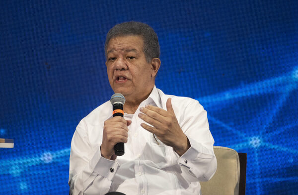 Leonel Fernández aboga por recapitalizar el BID para hacer frente a la crisis - MarketData