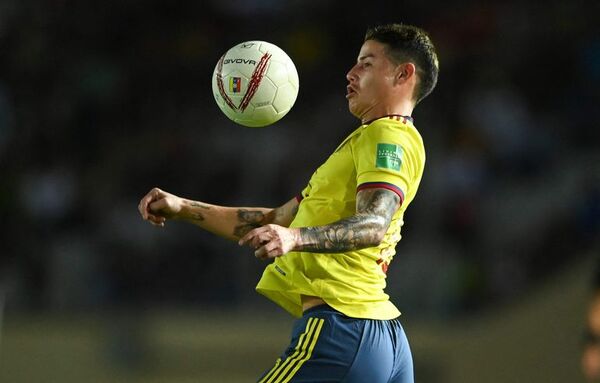 James pone en duda su continuidad con la selección al no clasificarse a Qatar - Fútbol Internacional - ABC Color
