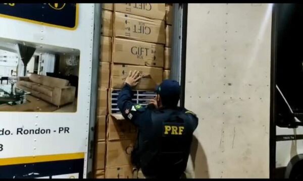 Circulación de cigarrillo de contrabando viento en popa - ABC en el Este - ABC Color