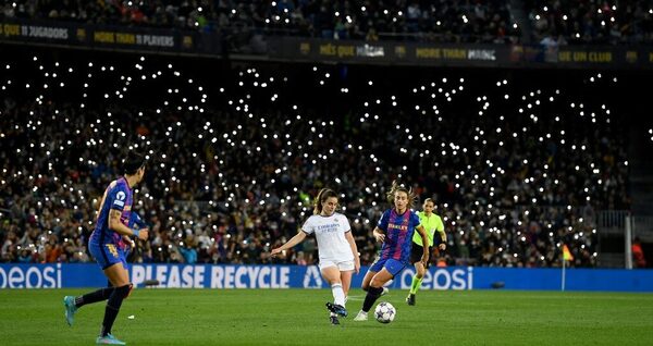 Diario HOY | Récord y a 'semis' de Champions: la noche histórica del Barcelona femenino