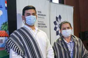 APRUEBAN DOSSIER Y AUDIOVISUAL PARA CANDIDATURA DEL PONCHO PARA’I DE 60 LISTAS COMO PATRIMONIO CULTURAL INMATERIAL DE LA HUMANIDAD - Itapúa Noticias