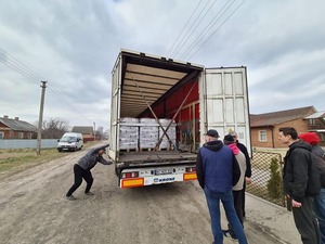 Gran gesto de solidaridad: Productores carmeños envían arroz a Ucrania