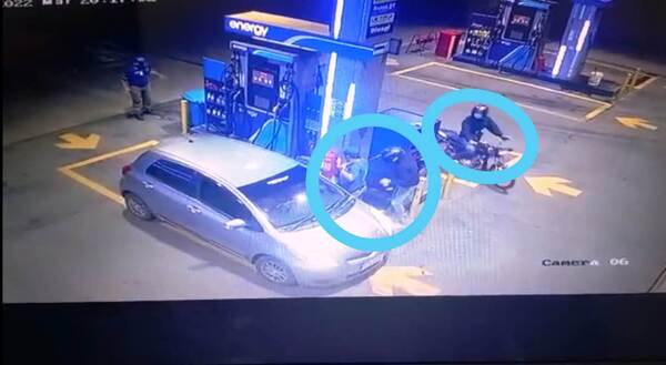 Motochorros asaltan a playeros en Luque •