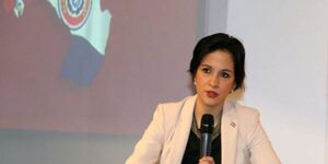 Exministra afirma que la gente está pasando hambre