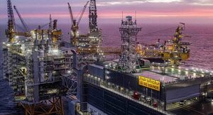 Petróleo vuelve a subir y analistas aseguran que Irán podría sustituir la producción de Rusia