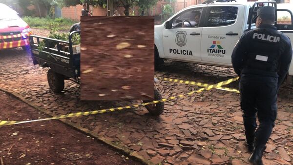 Hombre muere mientras conducía un motocarro en Hernandarias