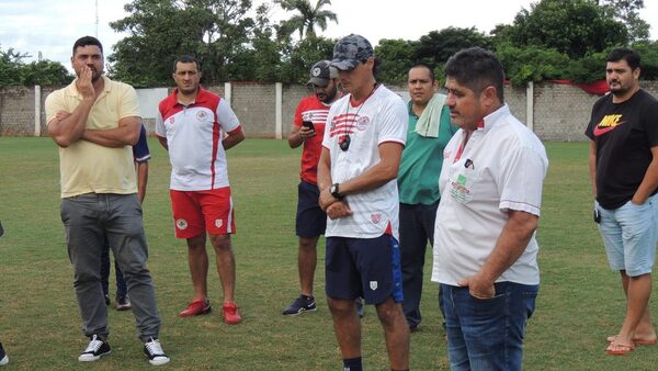 “FLECHA” ROJAS DEJÓ MINGA GUAZÚ Y FUE PRESENTADO EN NACIONAL DE SALTO DEL GUAIRÁ