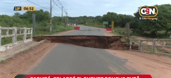 Colapsó el puente Poncho Pytã ubicado en Capiatá - C9N