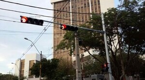 Diario HOY | Prevén instalar nuevos semáforos inteligentes en las calles de Asunción
