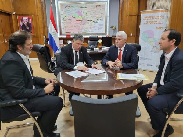 Gobierno recibió pago de Gs. 40.390 millones por póliza de seguro del fallido Metrobus - El Trueno