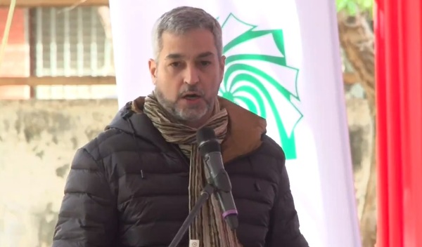 31M: Mario Abdo recuerda a jóvenes que “defendieron la democracia” - 1000 Noticias