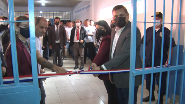APAC inaugura pabellón buscando beneficiar a condenados en la cárcel de Coronel Oviedo.