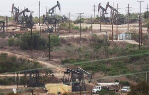 EE.UU. intentará frenar el alza del petróleo con liberación récord de sus reservas - Mundo - ABC Color