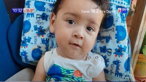 Papá de Axel interrumpió un acto oficial para encarar a Abdo la ausencia de camas para terapia. | Noticias Paraguay