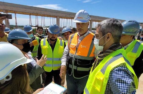 Avanzan obras de Hospital con helipuerto