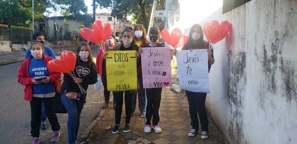 Hay múltiples maneras de llevar un mensaje de esperanza y Paraguay no se queda atrás.