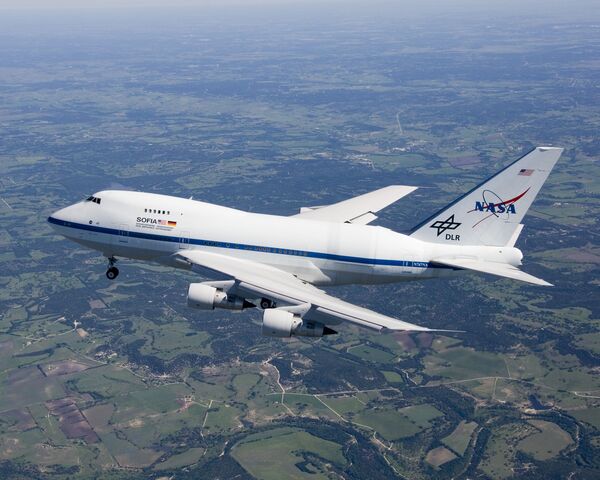 Diario HOY | El avión-telescopio SOFIA de la NASA observa desde Chile las Nubes de Magallanes