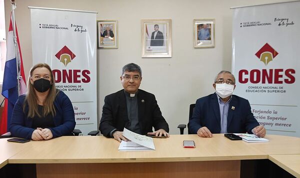 Cones cierra dos carreras de Ciencias Médicas de la universidad privada María Serrana - Nacionales - ABC Color