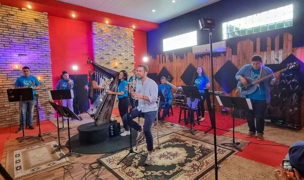 El sonido del agua: Iván Zavala y la Orquesta H2O con la primera Water Harp Session