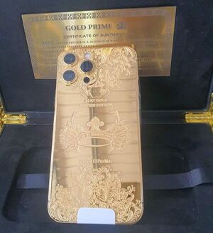 Incautan celulares supuestamente de oro de 24 kilates en Foz de Yguazú  - ABC en el Este - ABC Color