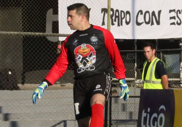 Tavarelli asegura que en el Olimpia actual 'se ve que no hace falta un Roque Santa Cruz'