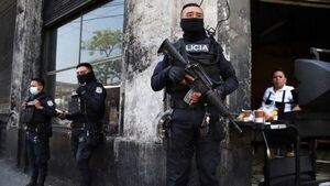 El Salvador quintuplica pena máxima a miembros de pandillas