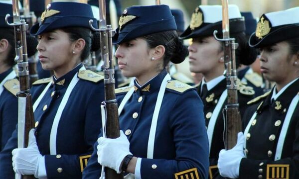 Tortura en la Academil: Madre relata como su hija fue internada inconsciente tras ser golpeada