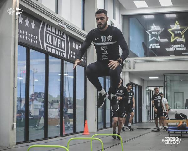 Crónica / Los llamados por Cáceres para el partido contra “Resi”
