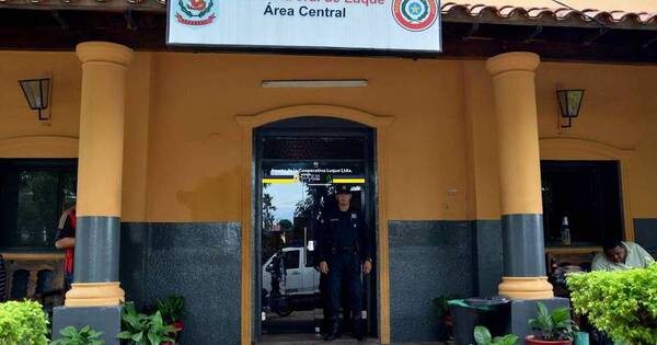 La Nación / Roban moto de un suboficial