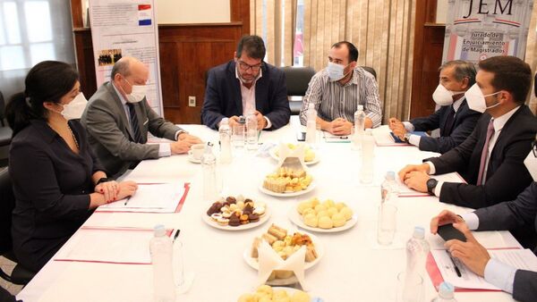 Presionadas, las Fiscalías de Luque respondieron al Jurado en caso RGD