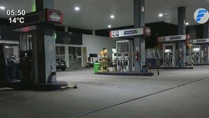 Horda de motochorros asalta gasolinera en Lambaré | Noticias Paraguay