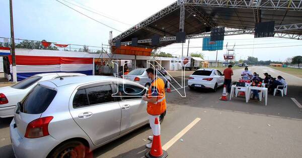 La Nación / Fortalecerán vacunatorios de Central tras cierre del Rubén Dumot