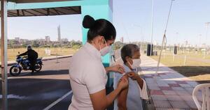 Aplicarán cuarta dosis anticovid desde el lunes 4 de abril, anuncia Salud
