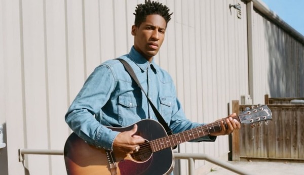 Diario HOY | Jon Batiste, el fenómeno del jazz, lidera pelea por los Grammys