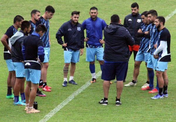 El Sp. 2 de Mayo cierra la semana con futbol pensando en su primer dersafio del lunes ante San Lorenzo