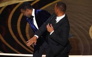 Crónica / [VIDEO] Oîma tatuaje de la bofetada de Will Smith