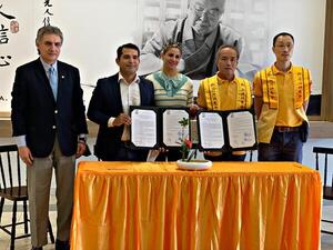 Municipalidad de Franco firma convenio con Fundación Los Ángeles-China - La Clave